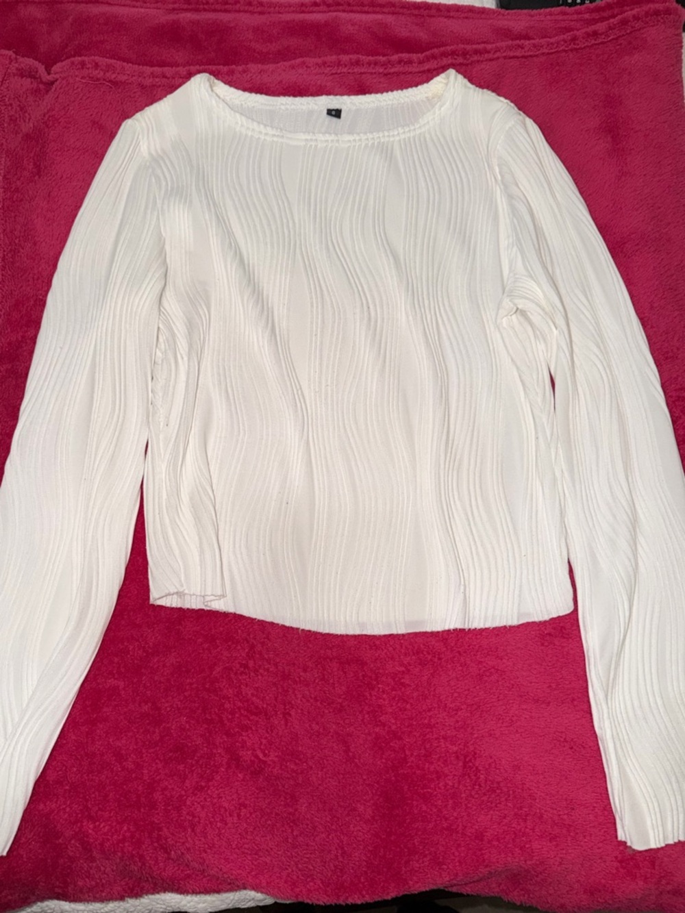 SHEIN White Wavy Ribbed Long-Sleeve Top